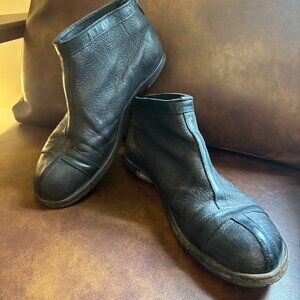 Cydwok Construct black Leather Ankle boots size 9.5